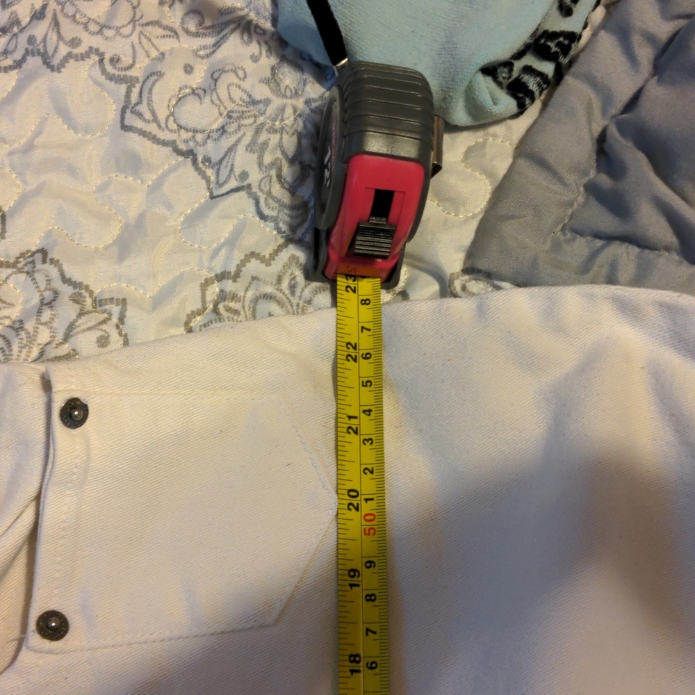 Capris - Picture 7 of 7